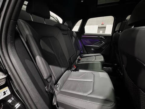 2022 Audi Q3 quattro S line Prem Plus 45 TFSI