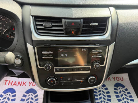 2016 Nissan Altima 2.5 SR