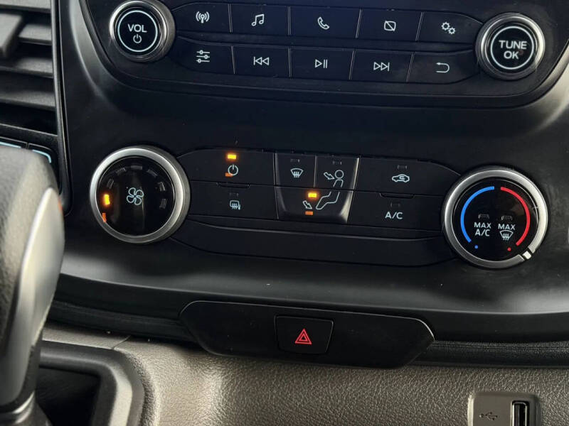 2025 Ford Transit 250