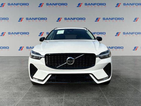 2023 Volvo XC60 B5 Plus Dark Theme
