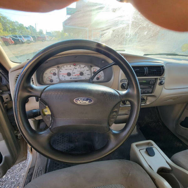 2003 Ford Explorer Sport Trac XLS
