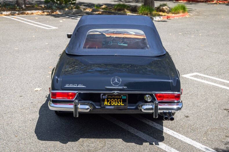 1969 Mercedes-Benz 280-Class