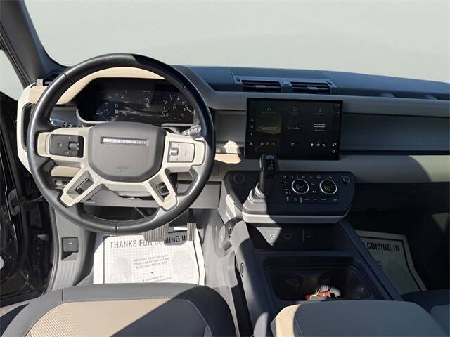 2022 Land Rover Defender 110 X-Dynamic SE