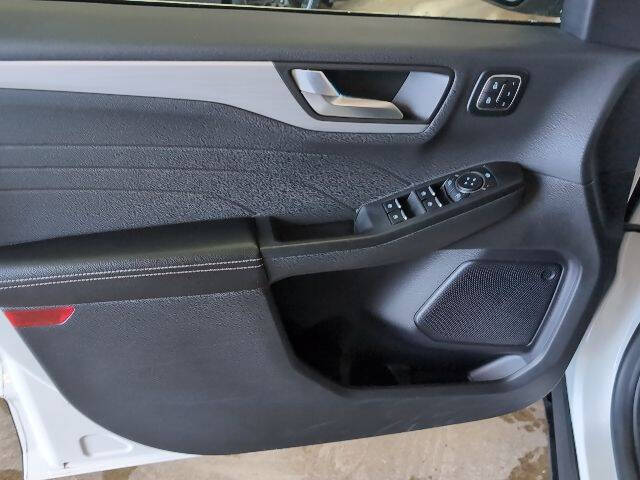 2024 Ford Escape Platinum