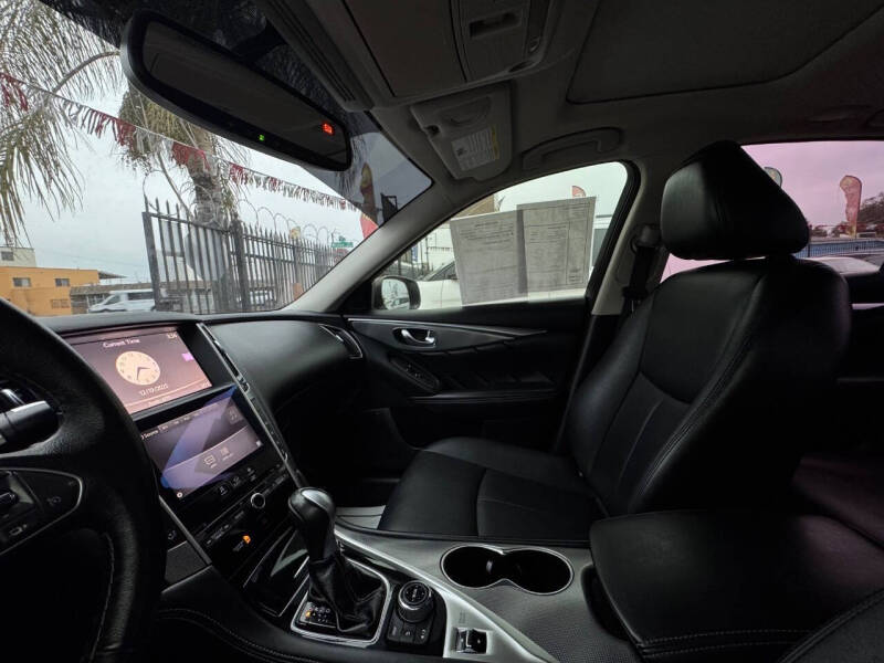 2016 Infiniti Q50 2.0T