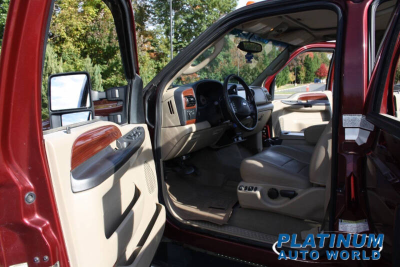 2005 Ford F-350 Super Duty Lariat
