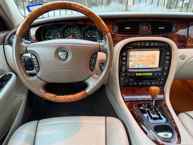 2005 Jaguar XJ-Series Vanden Plas