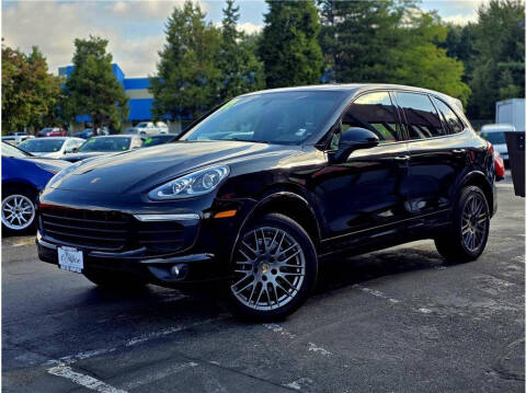 2017 Porsche Cayenne Platinum Edition