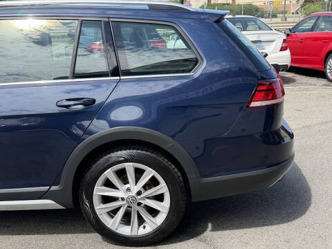2019 Volkswagen Golf Alltrack