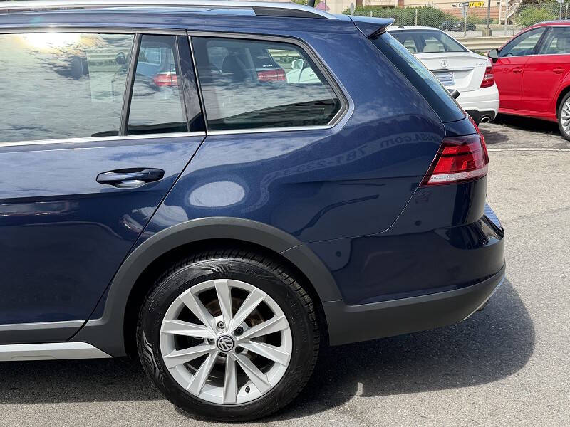 2019 Volkswagen Golf Alltrack