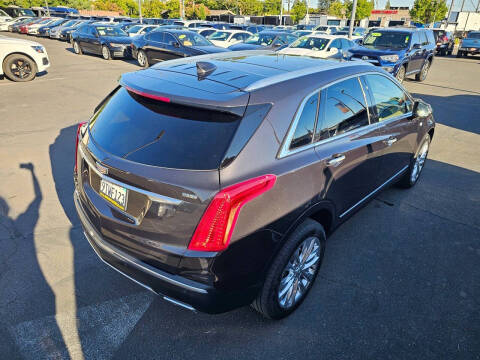 2017 Cadillac XT5 Platinum