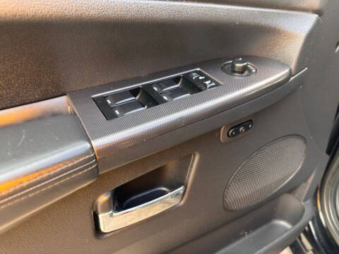 2009 Jeep Grand Cherokee SRT8