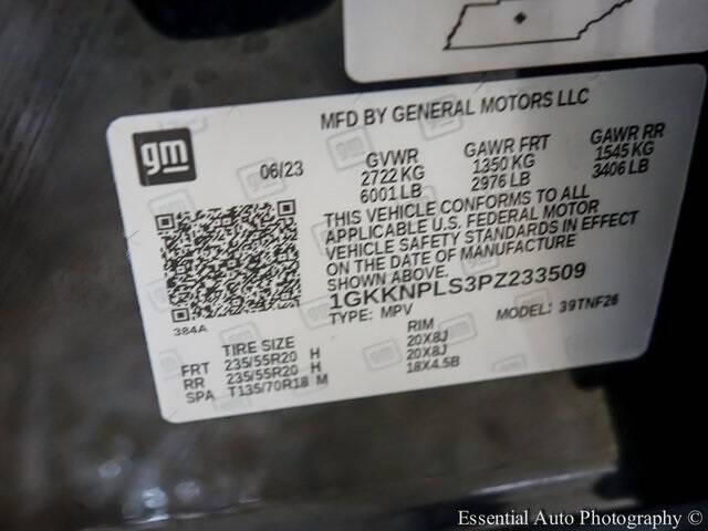 2023 GMC Acadia Denali