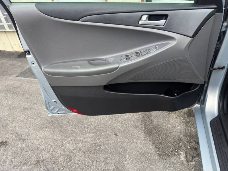 2011 Hyundai Sonata GLS