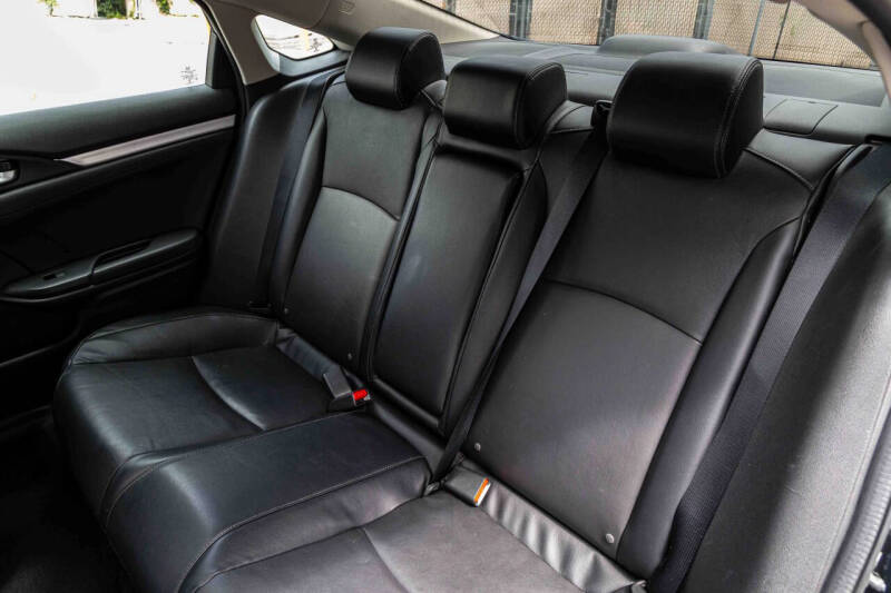 2017 Honda Civic Touring