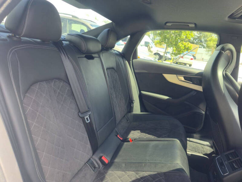 2019 Audi S4 3.0T quattro Prestige