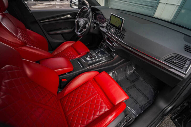 2019 Audi SQ5 3.0T quattro Premium Plus