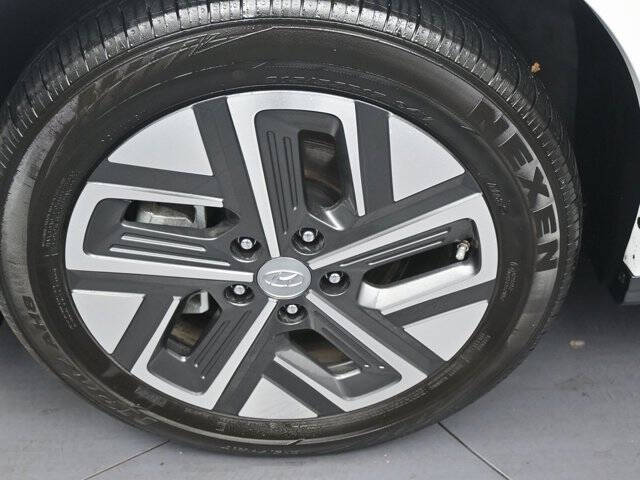 2023 Hyundai Kona Electric SEL