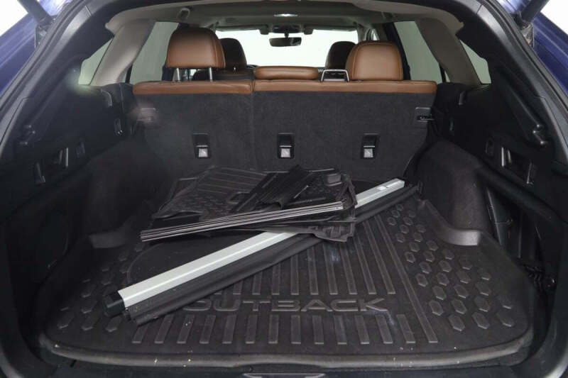 2021 Subaru Outback Touring XT