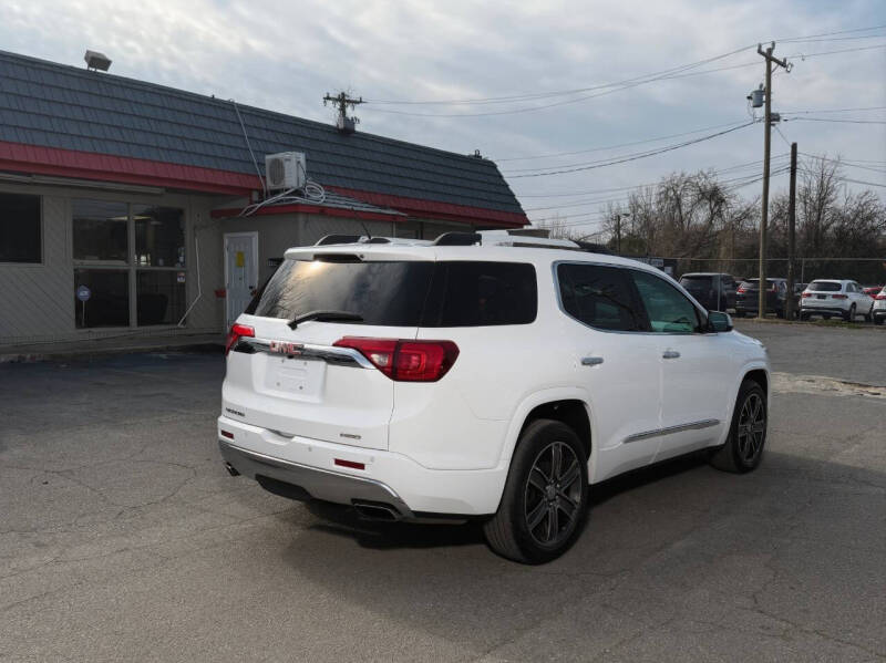 2017 GMC Acadia Denali