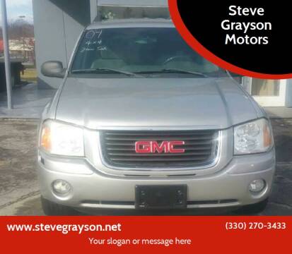 2004 GMC Envoy XUV for sale at STEVE GRAYSON MOTORS in Youngstown OH