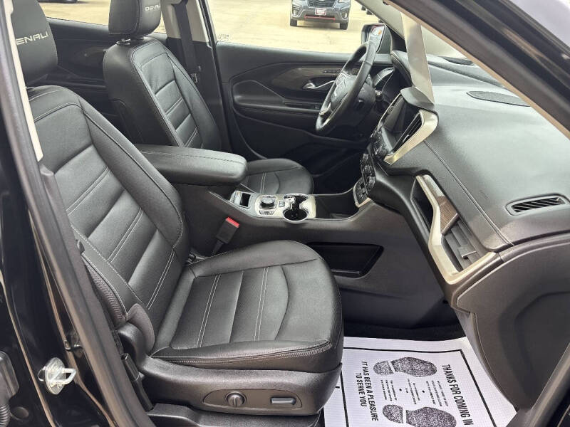 2023 GMC Terrain Denali