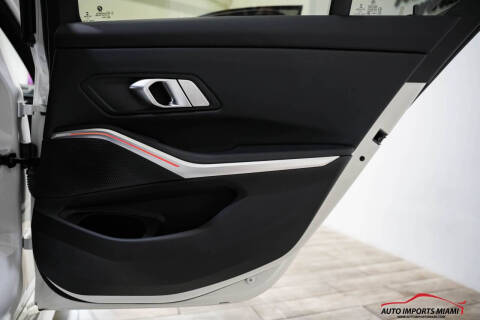 2023 BMW 3 Series 330e