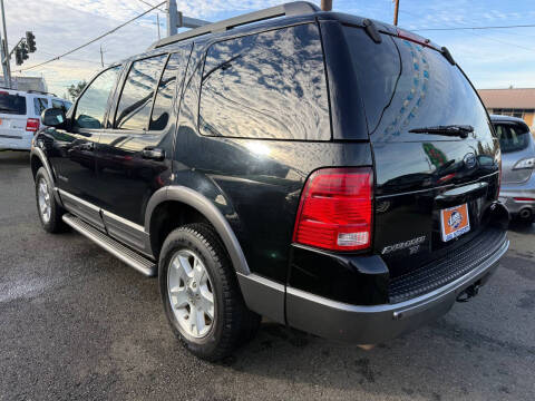 2005 Ford Explorer XLT