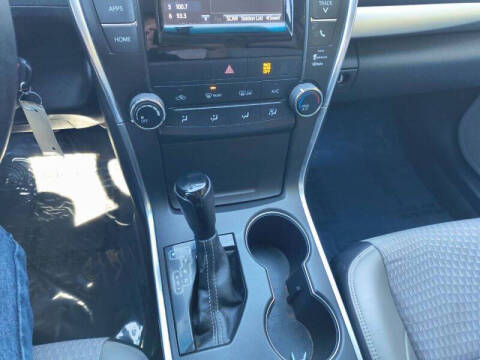 2015 Toyota Camry LE