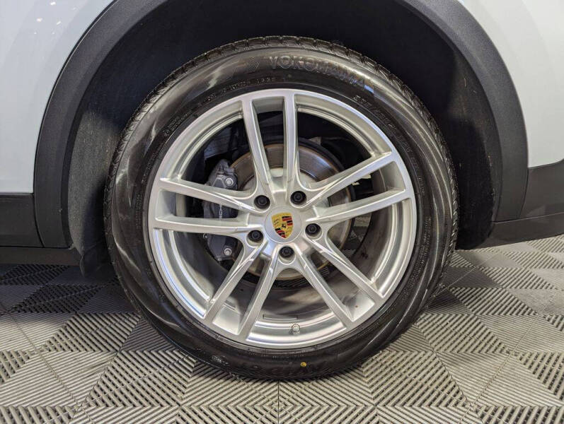 2022 Porsche Cayenne