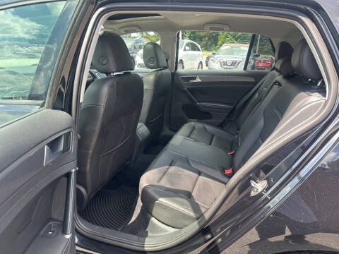 2021 Volkswagen Golf TSI