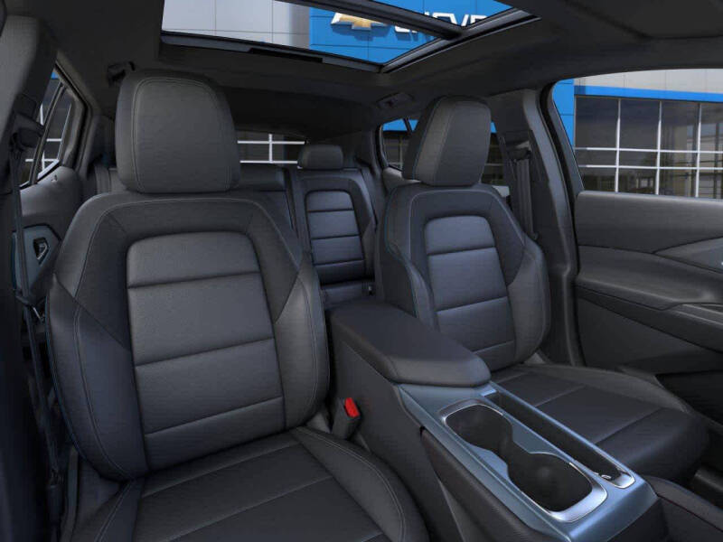 2026 Chevrolet Equinox EV LT 2