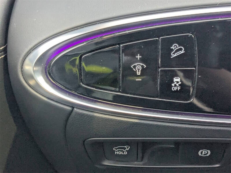 2023 Genesis Electrified GV70