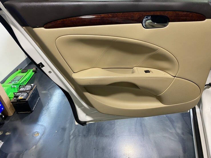 2011 Buick Lucerne CXL Premium