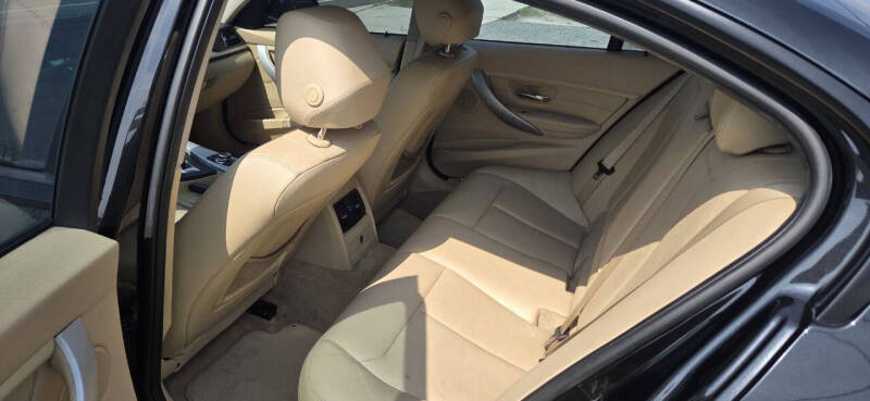 2013 BMW 3 Series 328i