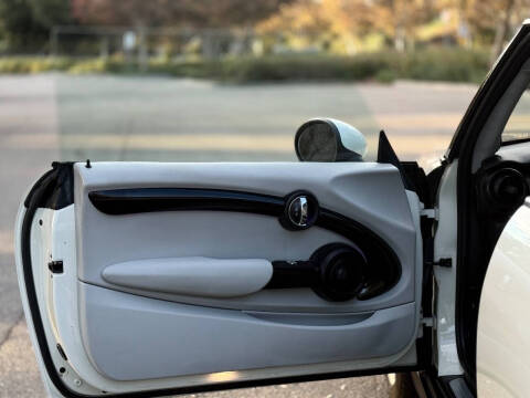 2014 MINI Hardtop Cooper