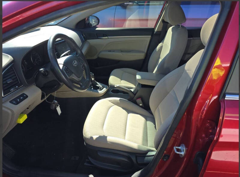 2018 Hyundai Elantra