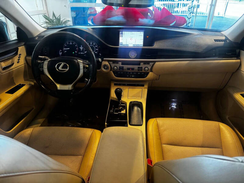 2013 Lexus ES 350
