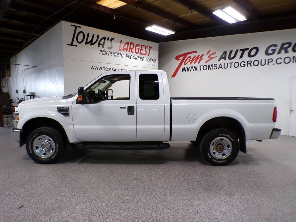 Oxford White 2009 Ford F-250 Super Duty XLT 1
