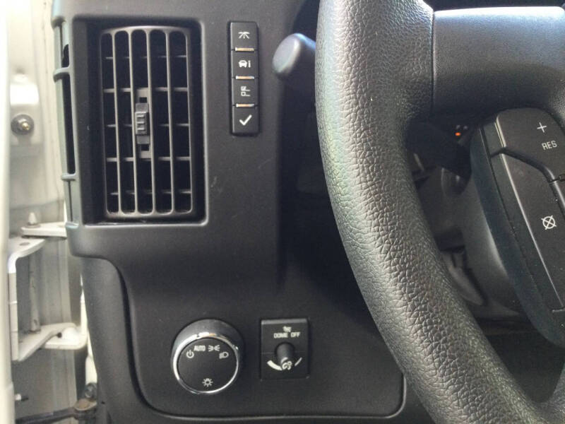 2023 Chevrolet Express 2500