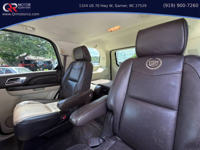 2013 Cadillac Escalade Platinum Edition