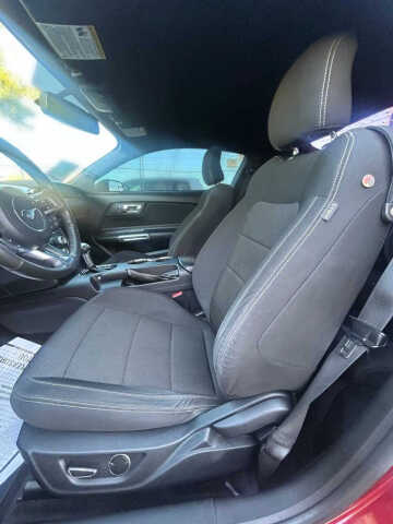 2015 Ford Mustang V6