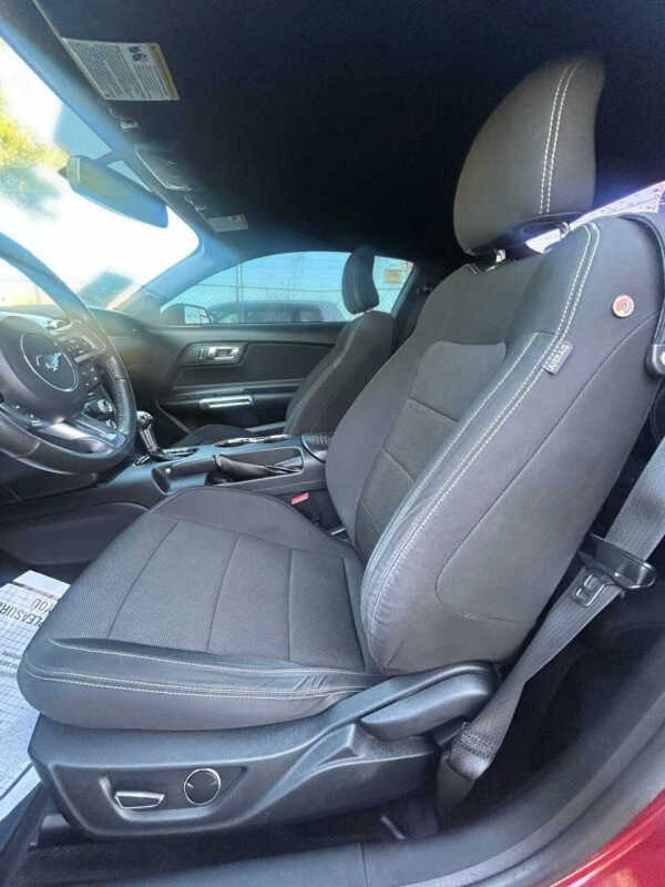 2015 Ford Mustang V6