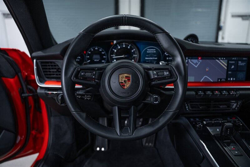 2021 Porsche 911 Carrera