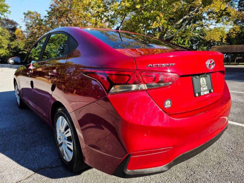 2019 Hyundai Accent SE
