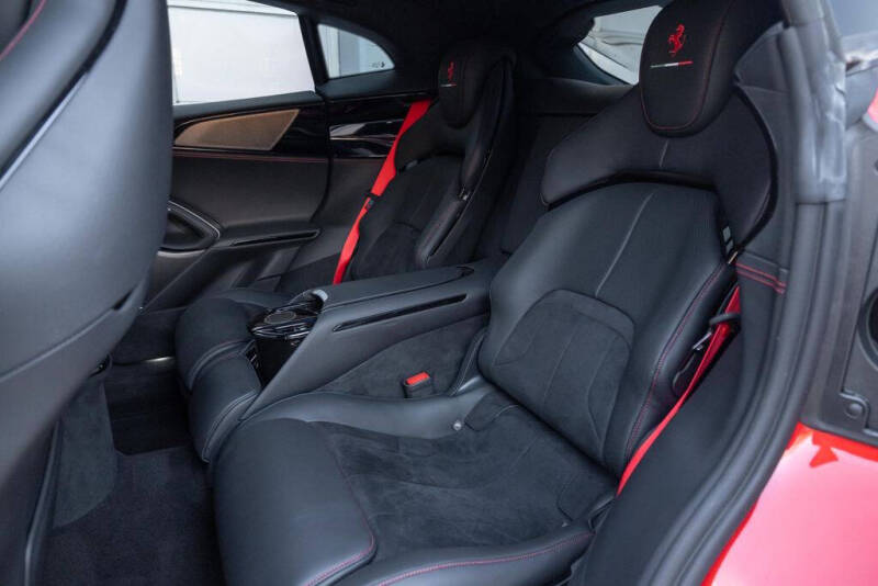 2025 Ferrari Purosangue