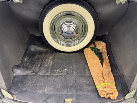 1941 Ford Super Deluxe