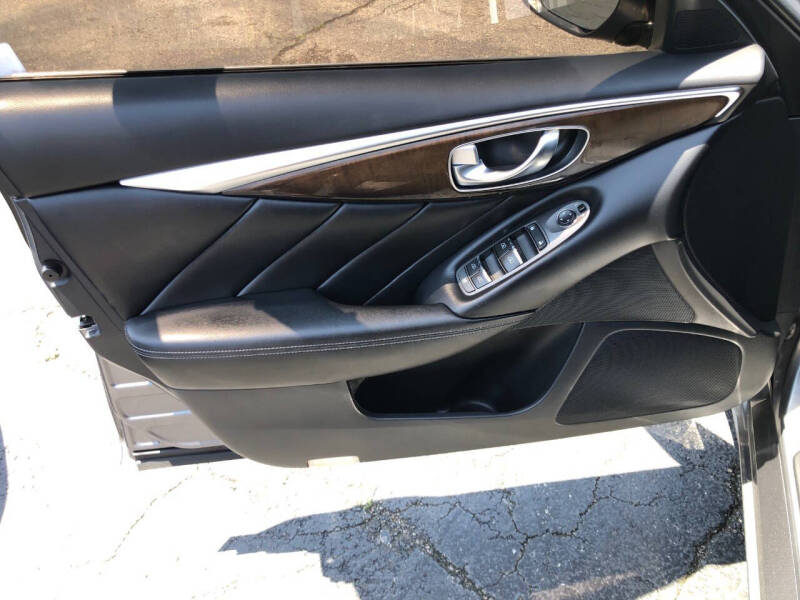 2018 Infiniti Q50 3.0T Luxe