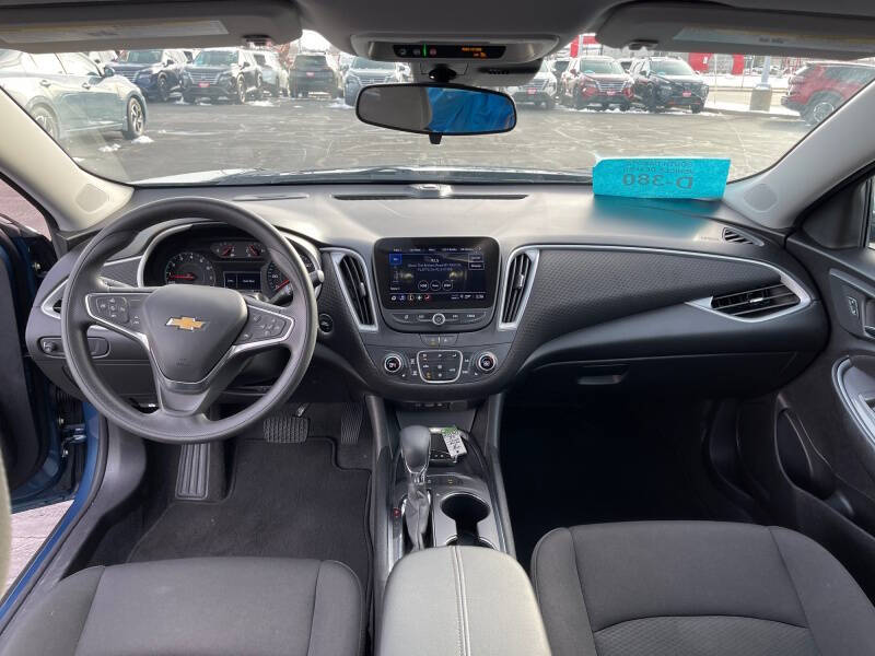 2024 Chevrolet Malibu LT