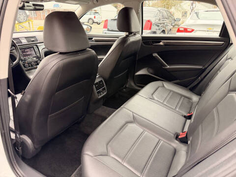 2017 Volkswagen Passat 1.8T SE